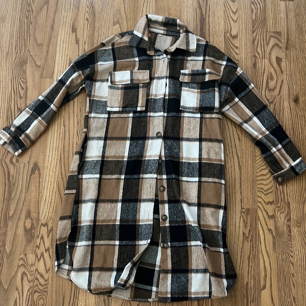 Long sleeve plaid shacket- medium